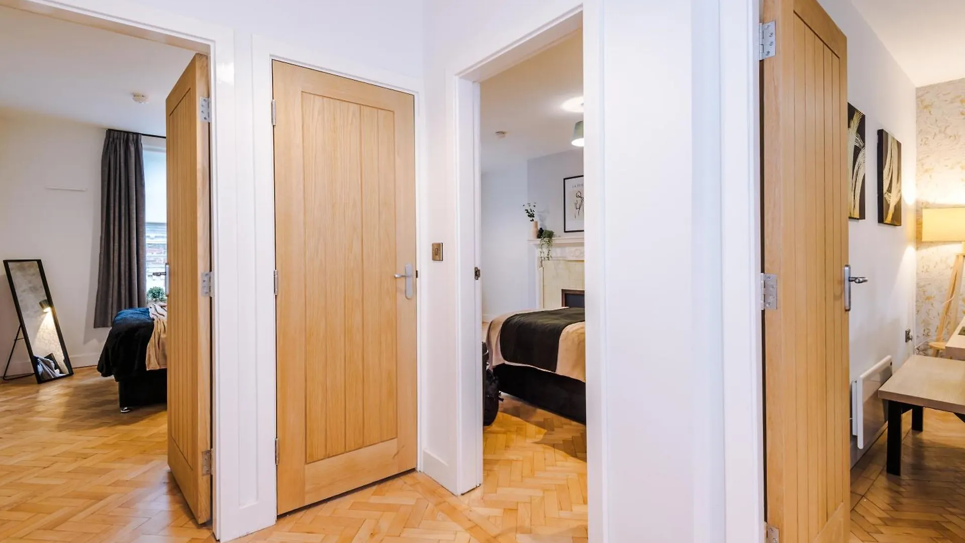 Central York Penthouse With Private Roof Terrace